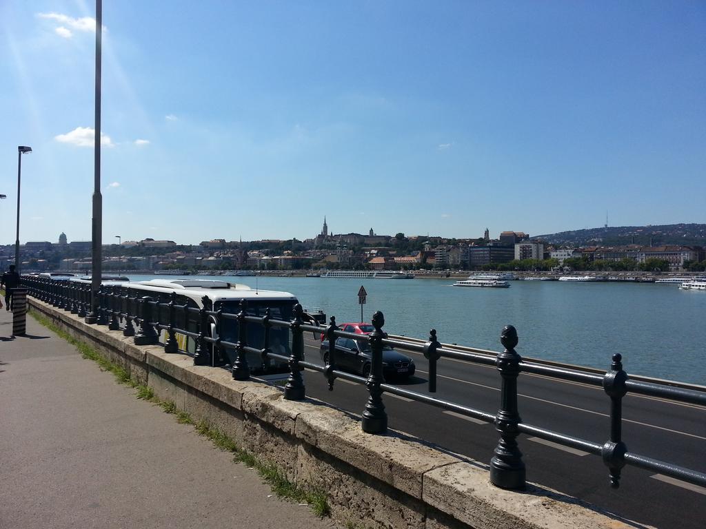 Balaton Delux Apartment Budapeste Quarto foto