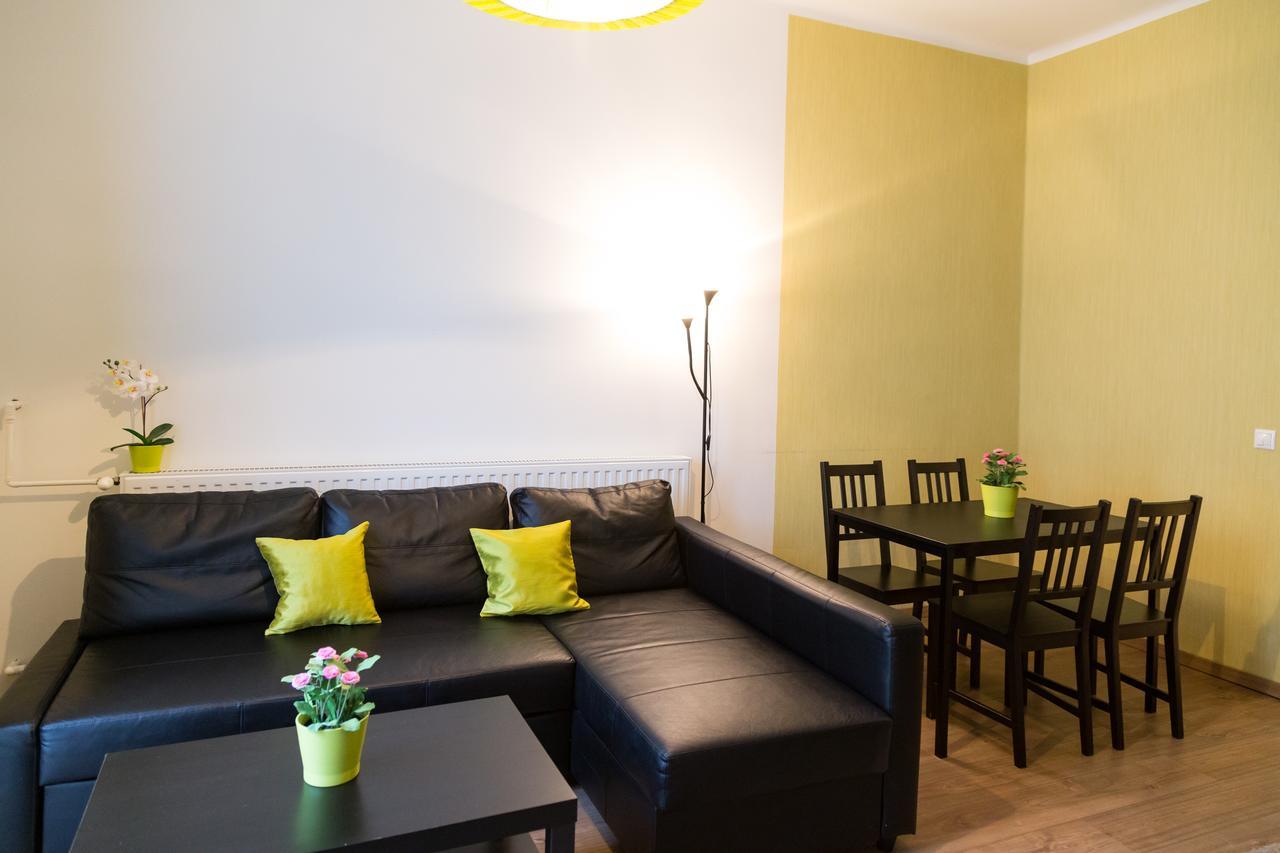 Balaton Delux Apartment Budapeste Exterior foto